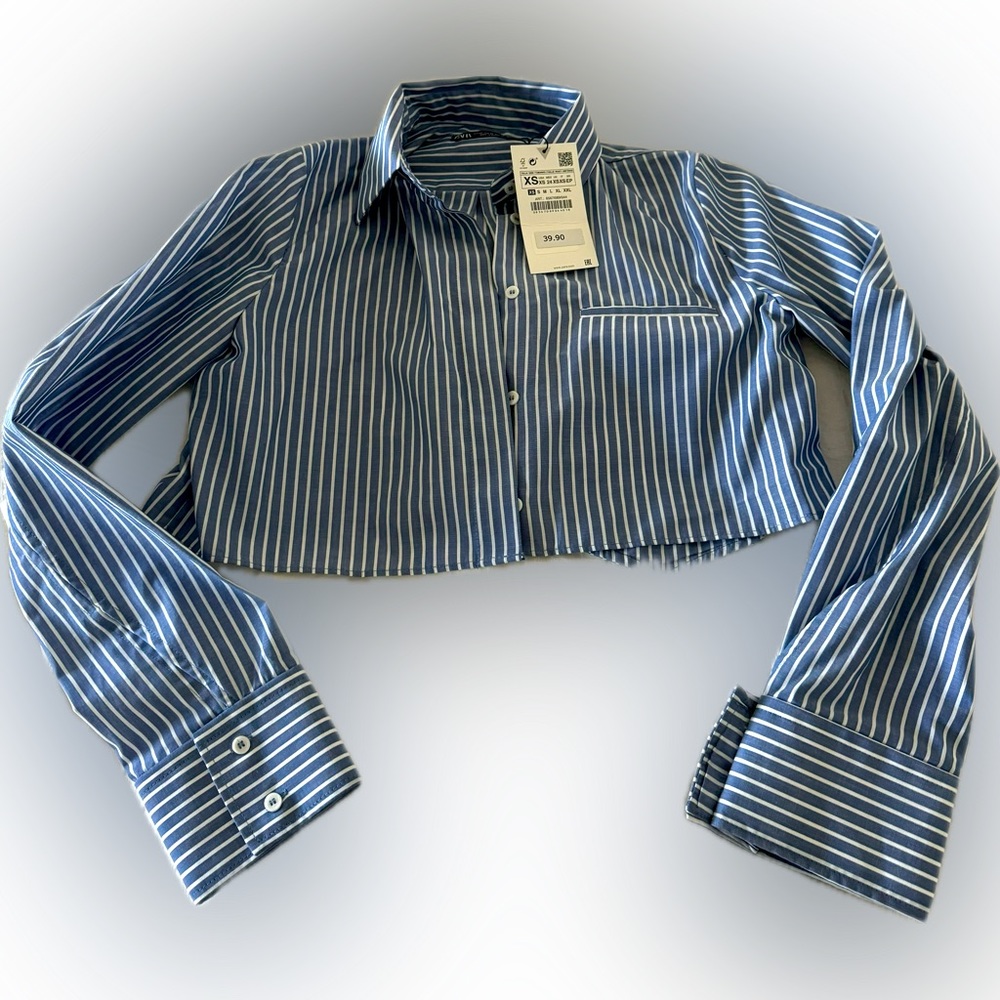 Cropped blue and white stripe shirt
